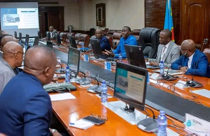 RDC : Le Gouverneur de la Banque Centrale du Congo a présidé ce mardi 25 novembre une réunion de haut niveau avec la SONAL SA